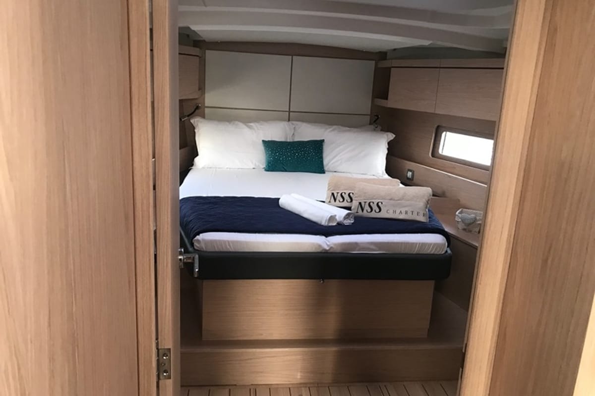 Cabin on Meridiana, a Beneteau Oceanis 46.1 sailboat at Olbia, Italy