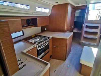 Galley of Dory, a Beneteau Oceanis 40.1 sailboat at Općina Medulin, Croatia