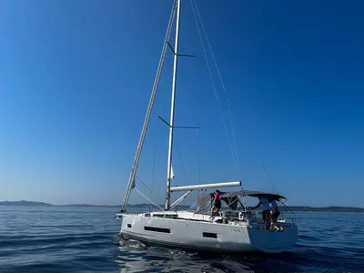 Exterior view of Astan, a Hanse Yachts Hanse 460 sailboat at Plan-d'Aups-Sainte-Baume, France