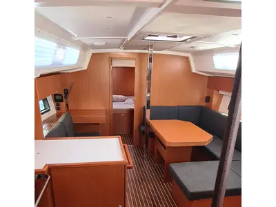 Salon of Melia, a Bavaria C42 sailboat at Tourlos, Greece