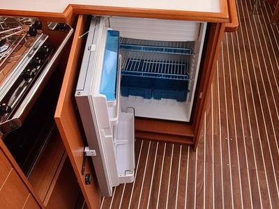 Galley of Melia, a Bavaria C42 sailboat at Tourlos, Greece