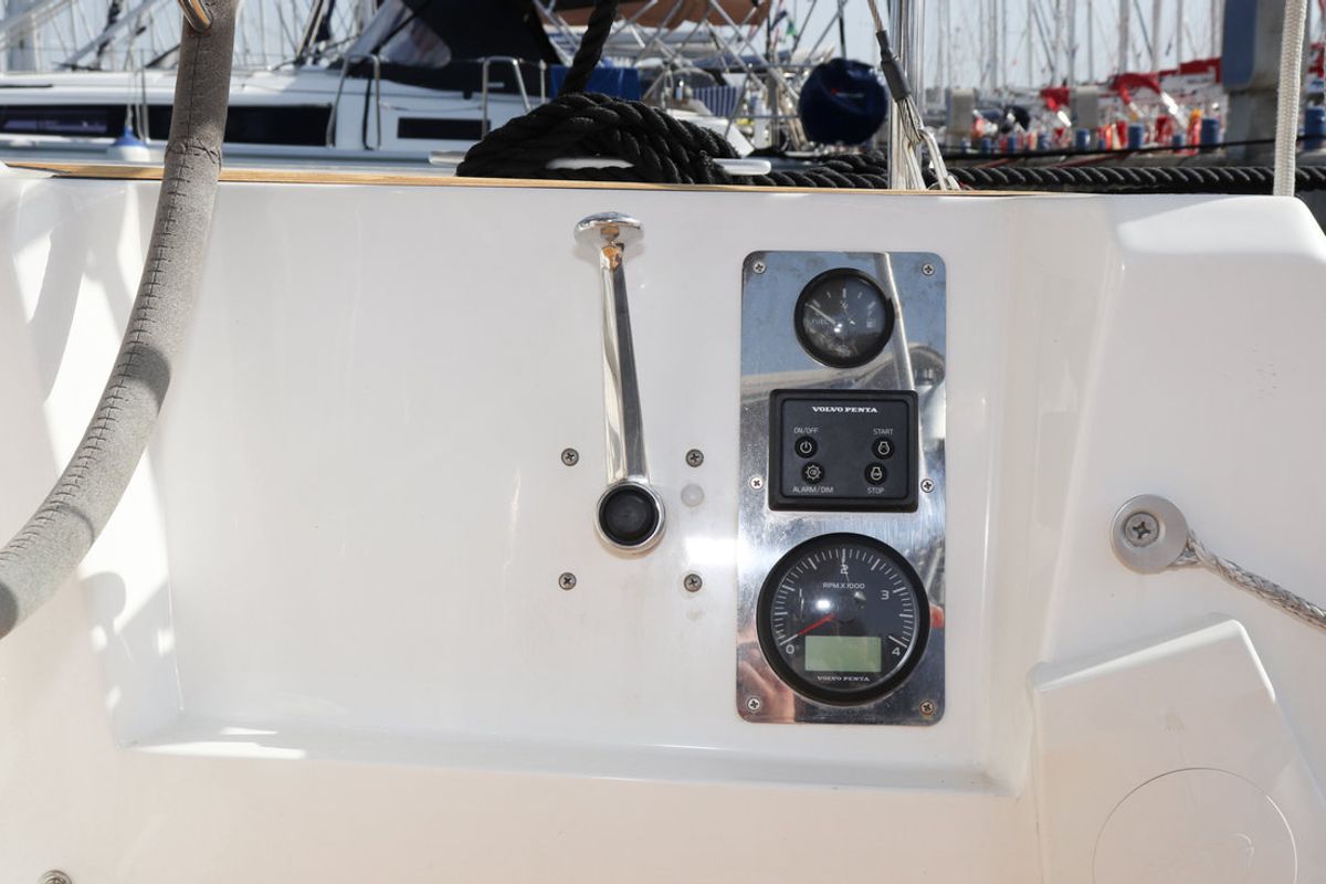 Salon of Lia, a Bavaria Cruiser 34 sailboat at Pirovac, Croatia