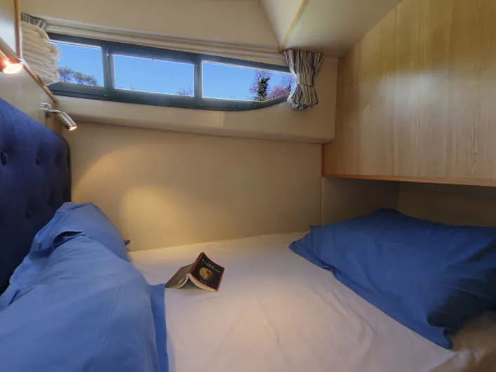 Cabin on Magnifique - Comfort 9, a Cygnet Magnifique motorboat at Hessel, United States