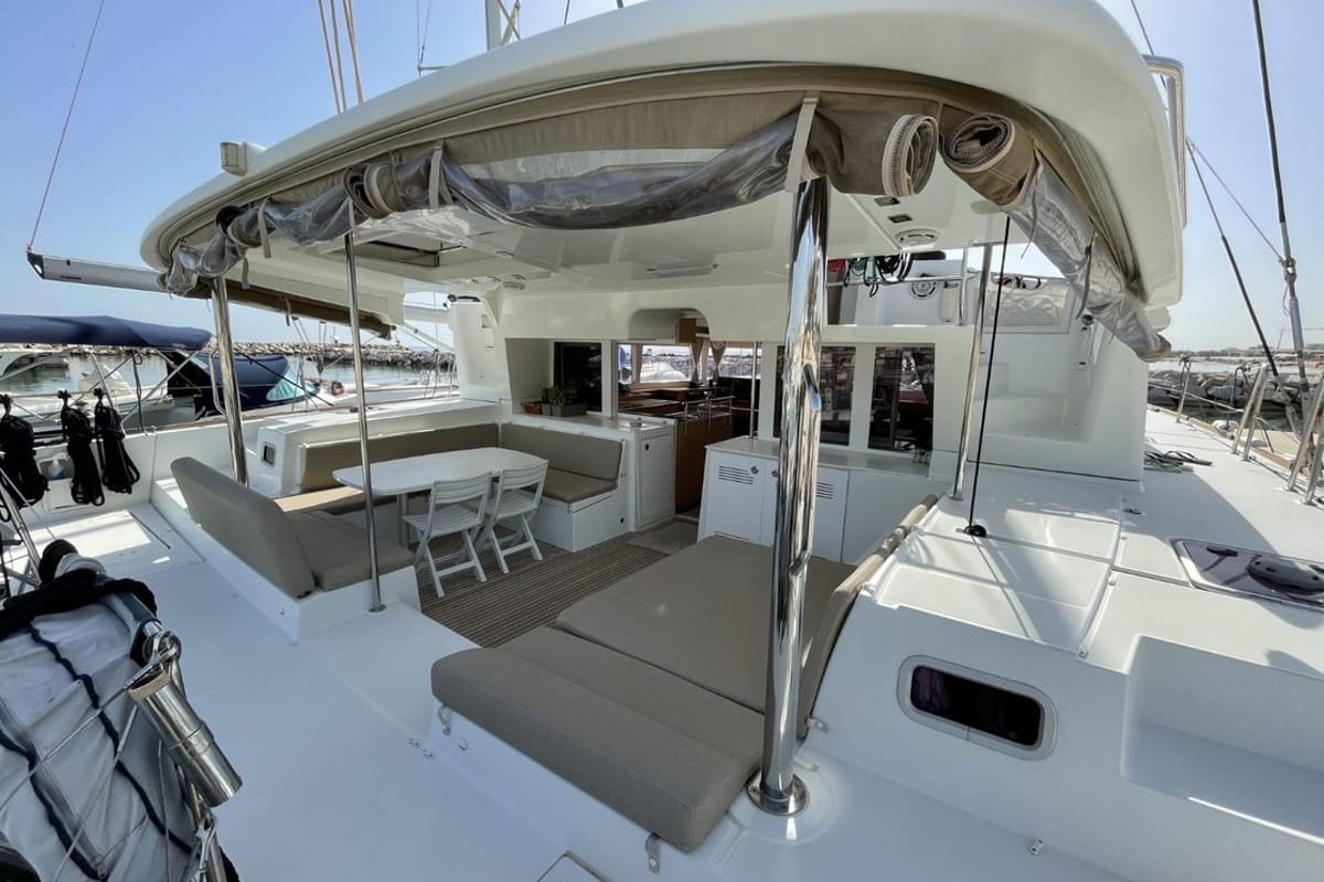 Cockpit of Zia Nella, a Lagoon 450 Fly catamaran at Grad Vis, Croatia