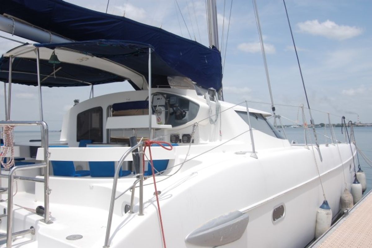 Exterior view of Kupela Cuba, a Fountaine Pajot Lavezzi 40 catamaran at Cienfuegos, Cuba