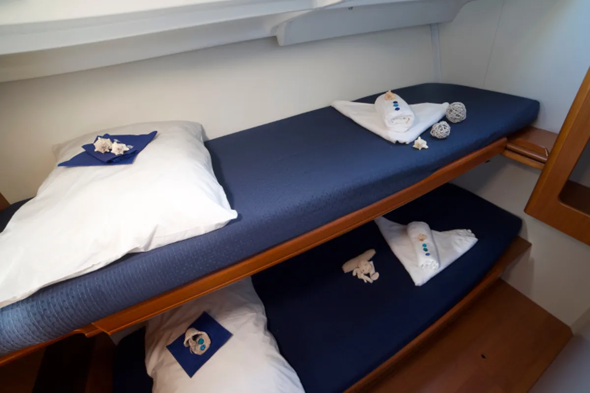 Cabin on Azzuro, a Beneteau Cyclades 50.5 sailboat at Athens, Greece