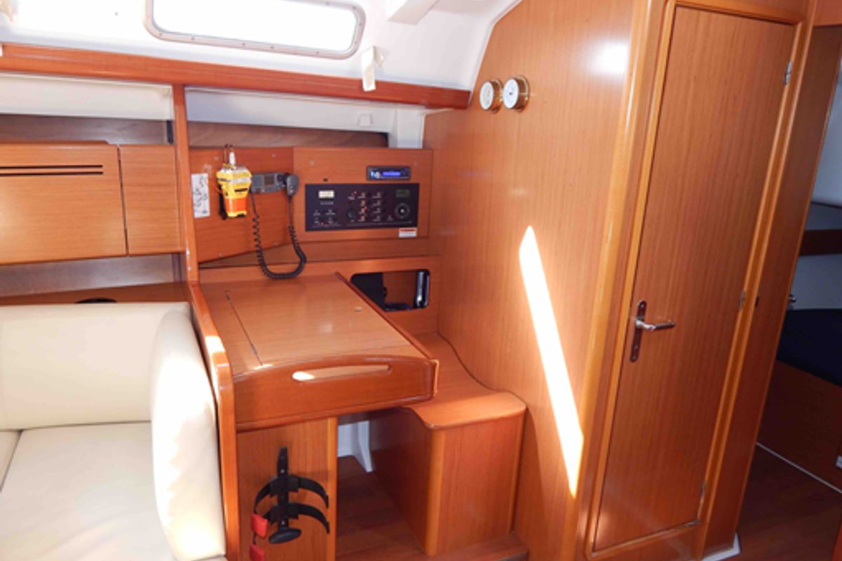 Cockpit of Alegria, a Beneteau Cyclades 50.5 sailboat at Municipal Unit of Nea Peramos, Greece