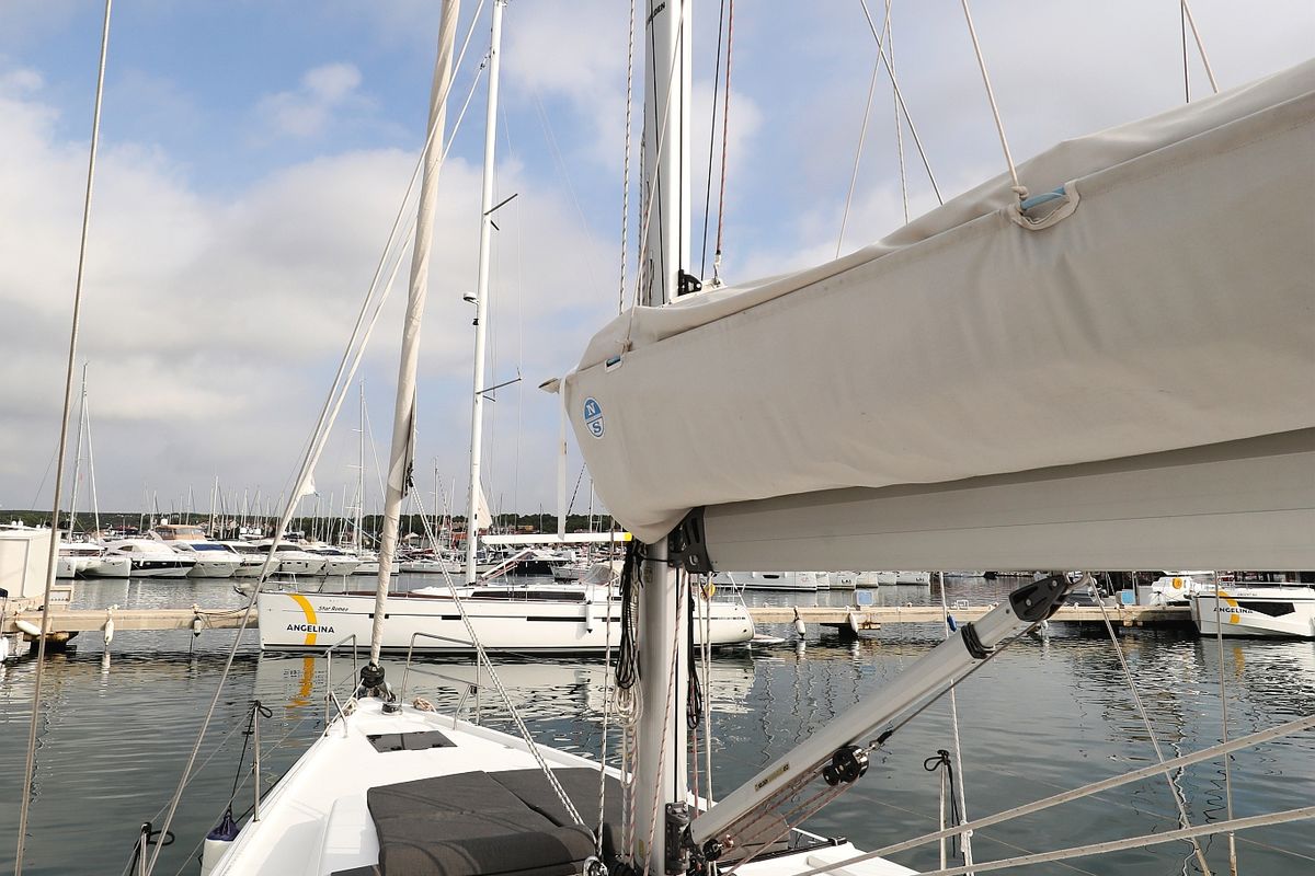 Deck of Susso, a Hanse Yachts Hanse 455 sailboat at Grad Biograd na Moru, Croatia