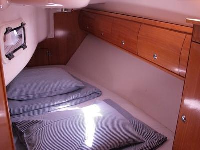 Cabin on Sea Star, a Bavaria 32 sailboat at Primošten, Croatia