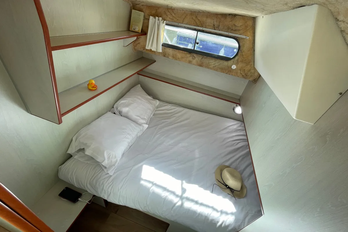 Cabin on Crescendo, a Nicols Sedan 1170 motorboat at Grez-Neuville, France