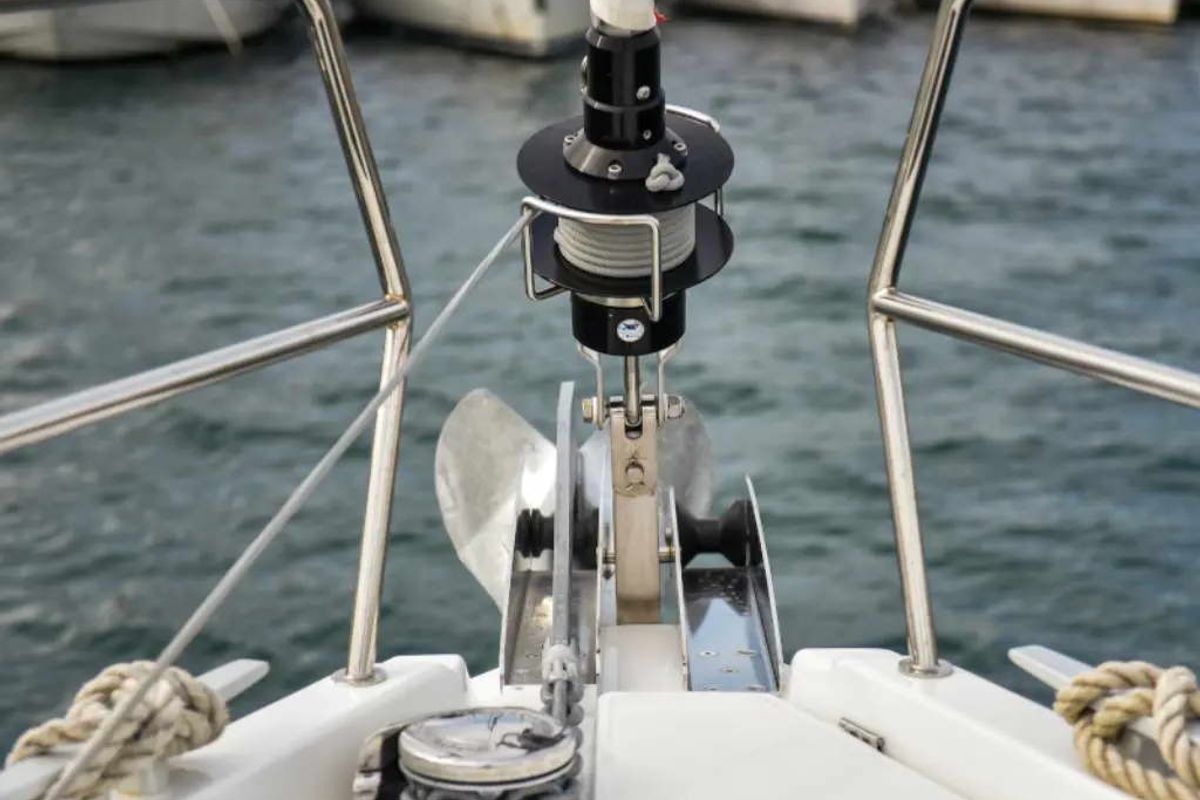 New Horizons II, a Jeanneau Sun Loft 47 sailboat at La Favière, France