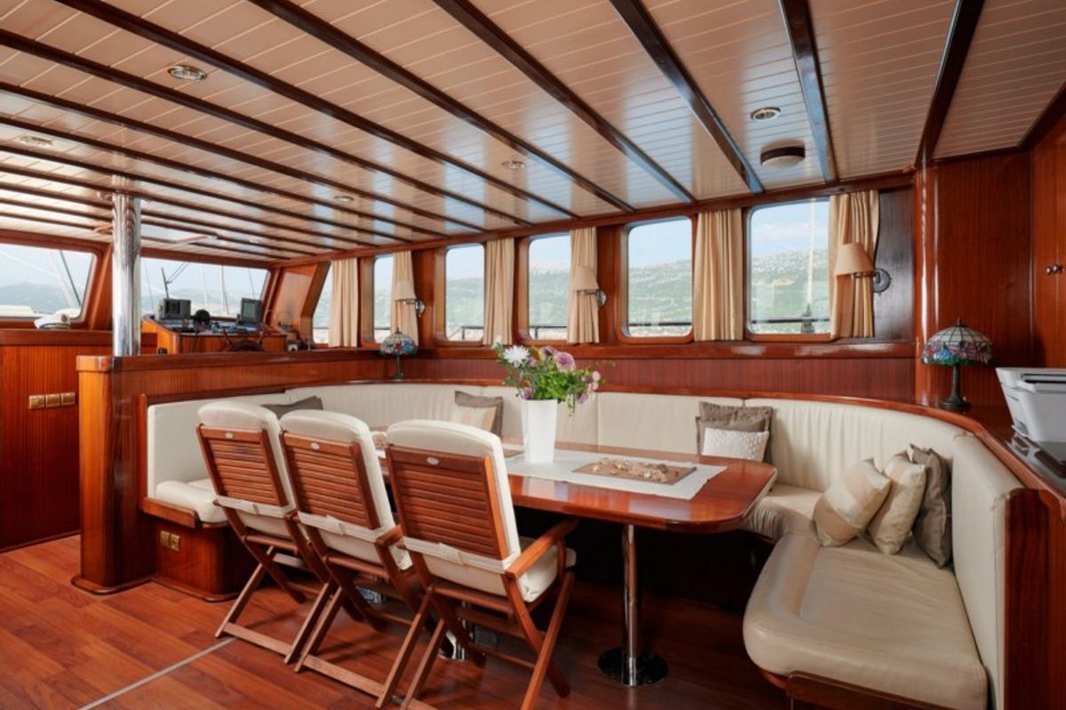Salon of QUEEN OF ADRIATIC, a Gulet Gulet gulet at Grad Kaštela, Croatia