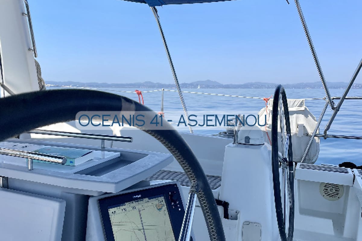 Cockpit of Comfort, a Beneteau Oceanis 41 sailboat at Gouvia, Greece
