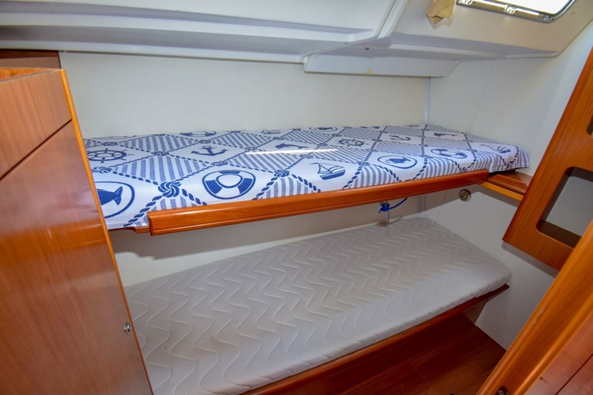 Cabin on Filyos, a Beneteau Cyclades 50.5 sailboat at Marmaris, Turkey