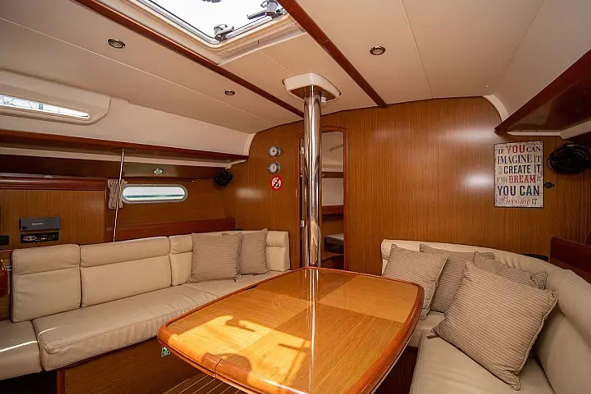 Salon of Mila, a Jeanneau Sun Odyssey 42 i sailboat at Volos Municipality, Greece