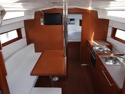 Salon of Maestrale, a Beneteau Oceanis 38.1 sailboat at Tonnarella, Italy