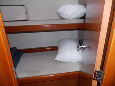 Cabin on Fani, a Beneteau Oceanis 46 sailboat at Volos Municipality, Greece