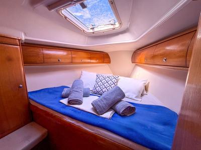 Cabin on LILA, a Bavaria Cruiser 32 sailboat at Municipal Unit of Ellomenos, Greece