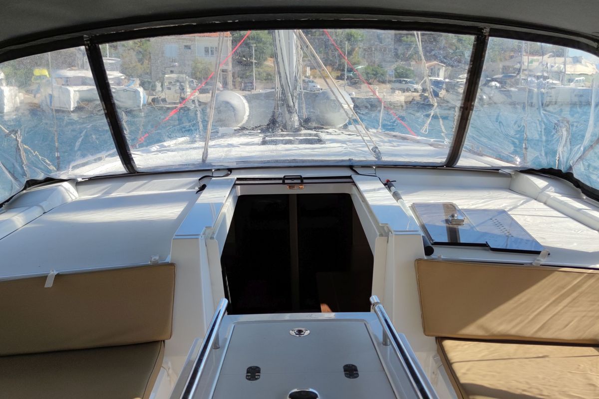 Deck of Everest, a Beneteau Oceanis 46.1 sailboat at Rogač, Croatia