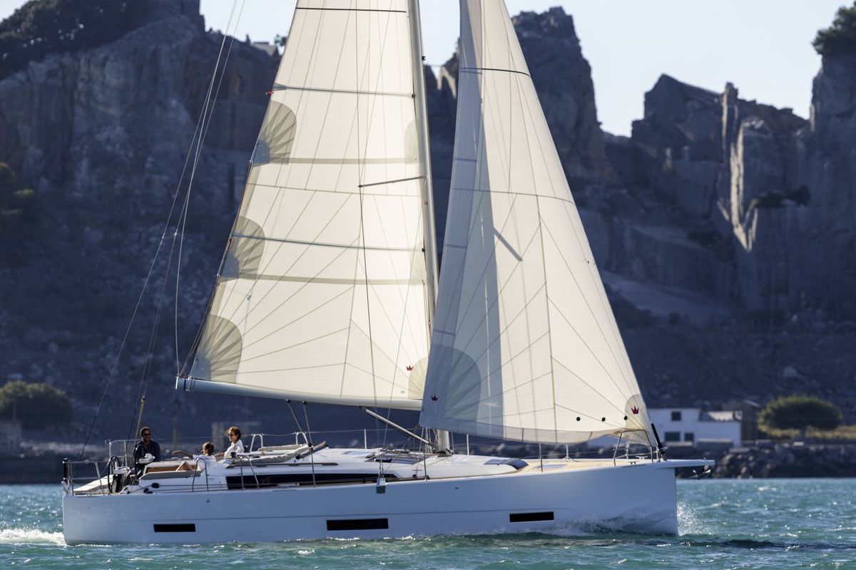 Exterior view of Extasie II, a Dufour 390 sailboat at Port Navalo, France