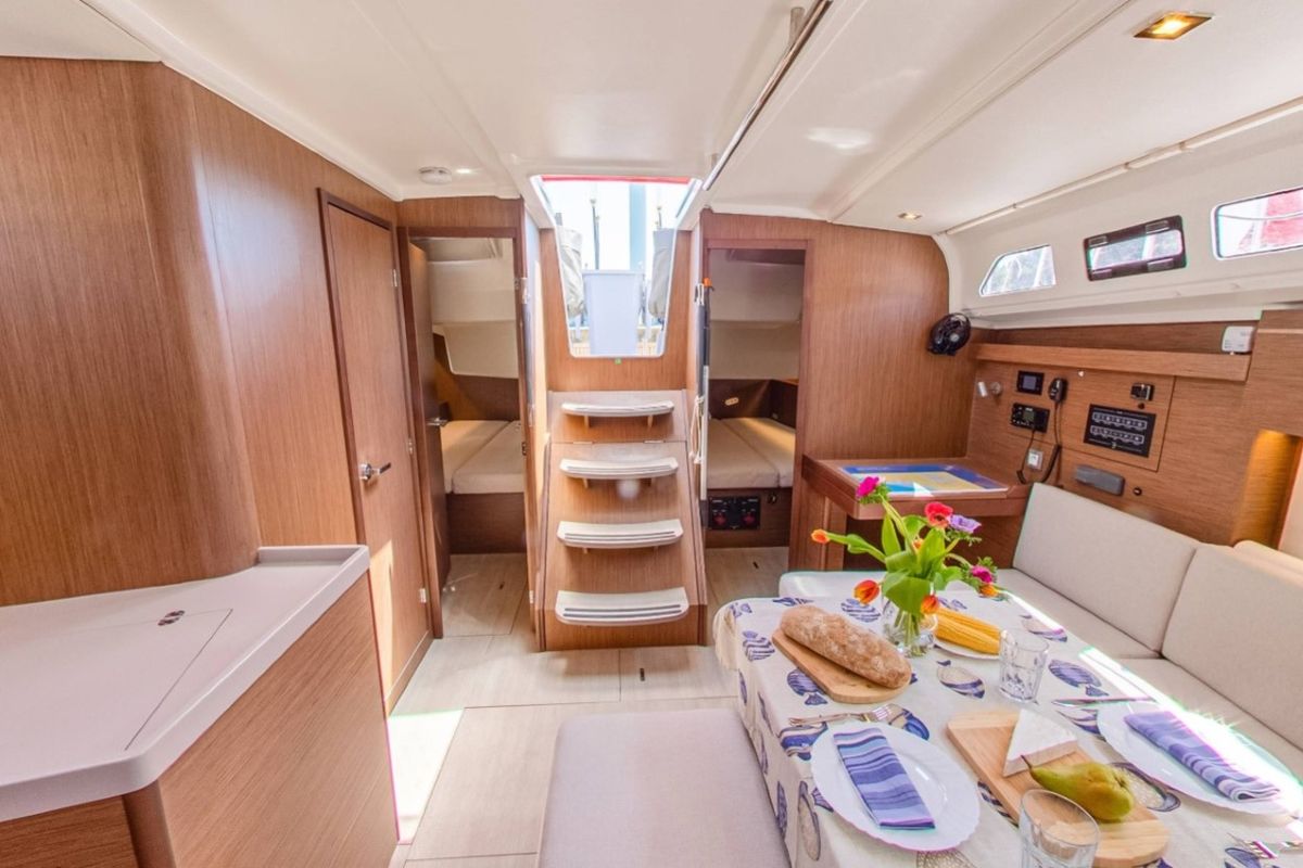 Salon of Starlight, a Beneteau Oceanis 40.1 sailboat at Općina Medulin, Croatia