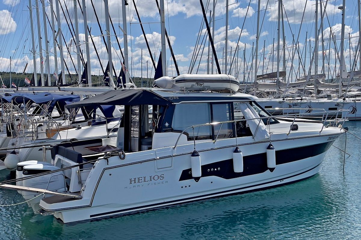 Exterior view of Helios, a Jeanneau Merry Fisher 1095 motorboat at Općina Sukošan, Croatia