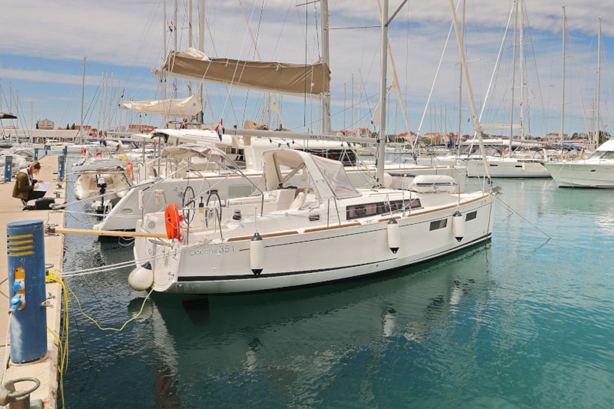 Exterior view of Idila, a Beneteau Oceanis 35.1 sailboat at Općina Sukošan, Croatia