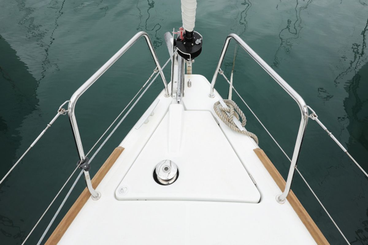 Deck of Idila, a Beneteau Oceanis 35.1 sailboat at Općina Sukošan, Croatia