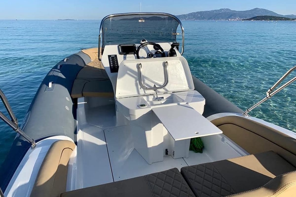Deck of Salpa, a Salpa Soleil 20 motorboat at Grad Vodice, Croatia