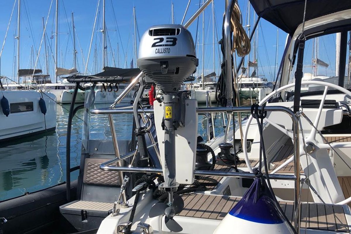 Callisto, a Beneteau Oceanis 46.1 sailboat at Salerno, Italy