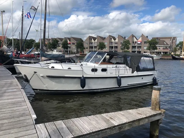 Exterior view of Drait 140, a De Drait Bravoure 34 motorboat at Drachten, Netherlands