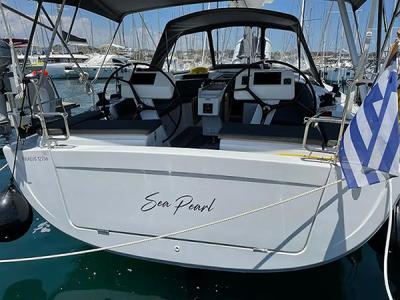Cockpit of Sea Pearl, a Hanse Yachts Hanse 458 sailboat at Kos, Greece