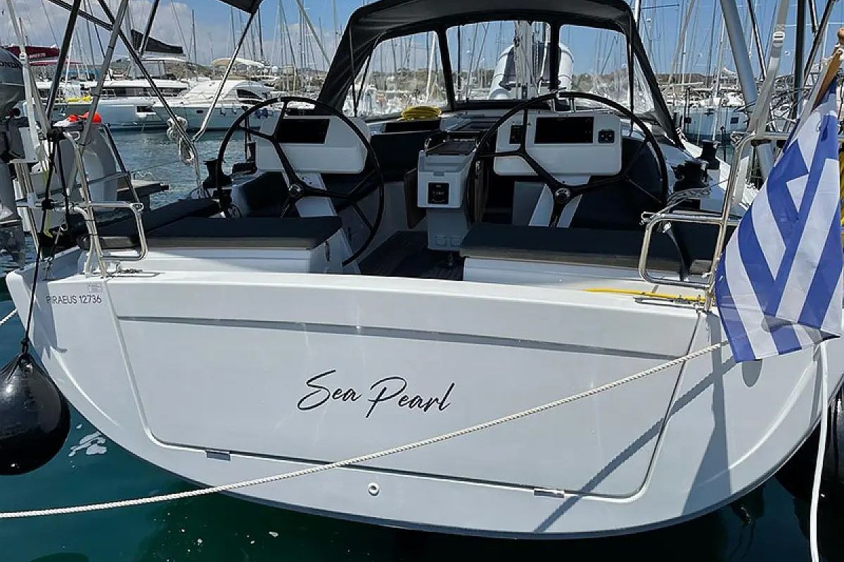 Cockpit of Sea Pearl, a Hanse Yachts Hanse 458 sailboat at Kos, Greece
