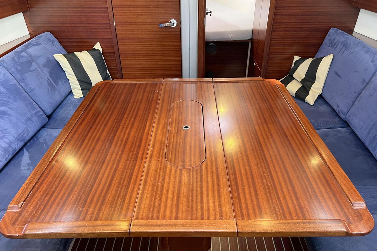 Salon of Punta d'Oro, a AD Boats Salona 38 sailboat at Heiligenhafen, Germany