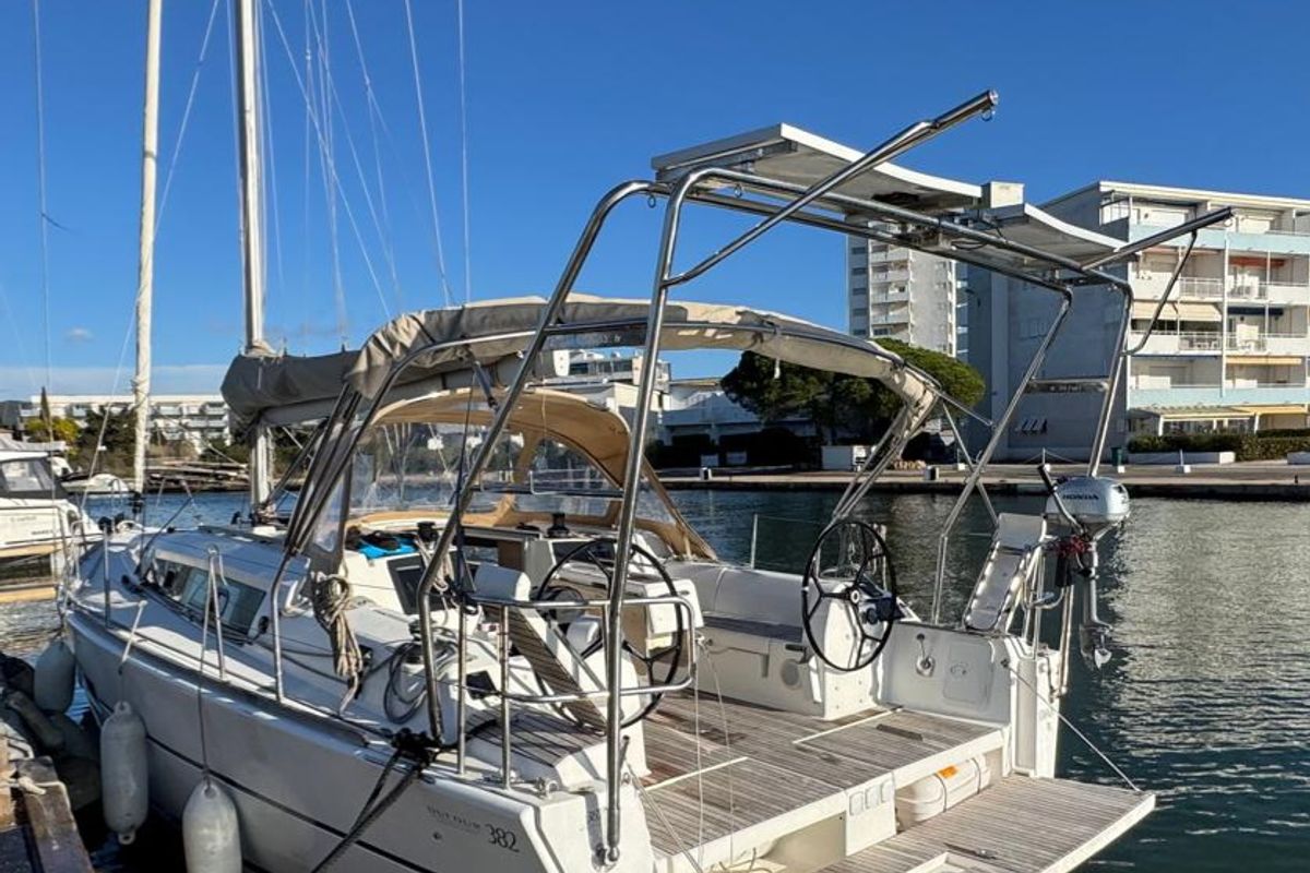 Cockpit of Ithaque, a Dufour 382 GL sailboat at Toulon, France