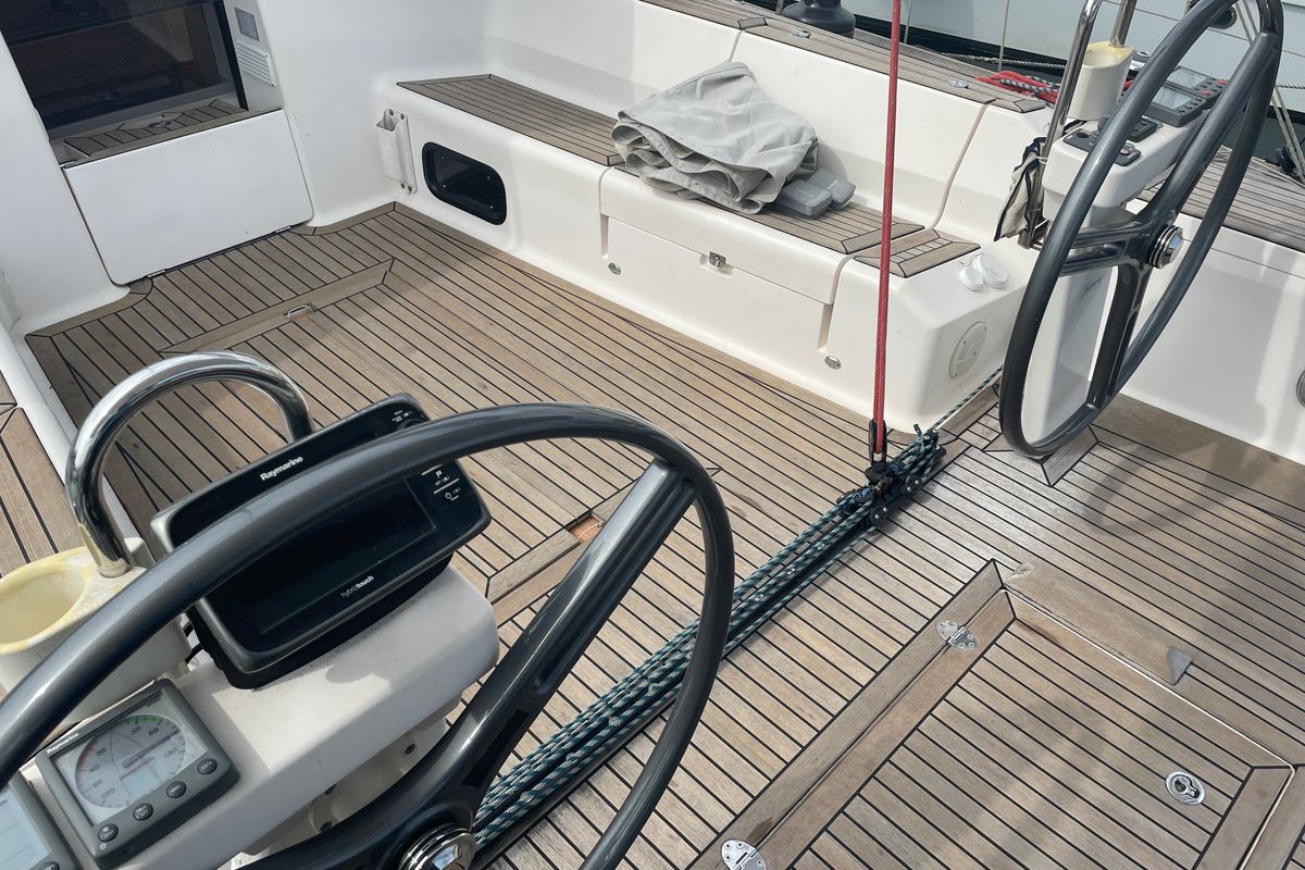 Cockpit of Carolina - cabin 2, a Elan 450 sailboat at Rodi Garganico, Italy