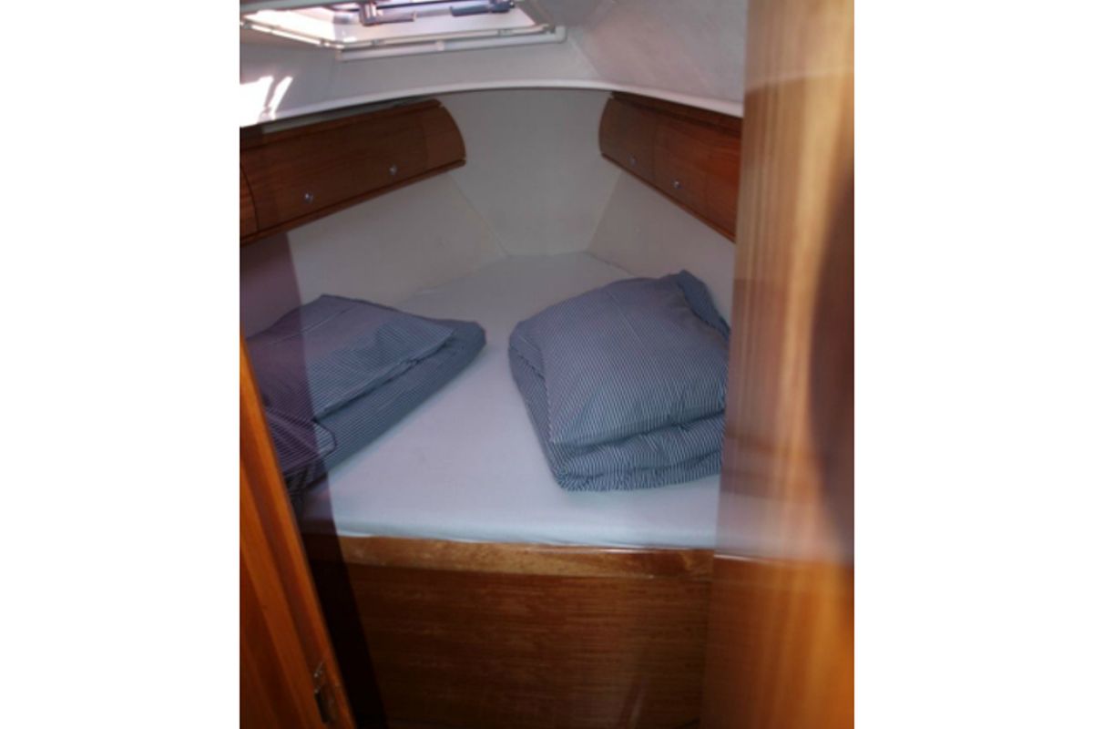 Cabin on Sea Star, a Bavaria 32 Cruiser sailboat at Primošten, Croatia