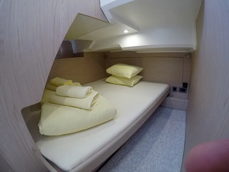 Cabin on Ocean Dreamer, a Beneteau Swift Trawler 47 yacht at Grad Šibenik, Croatia