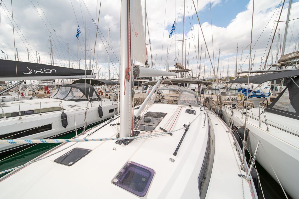 Deck of Laertis, a Bavaria Cruiser 41 sailboat at Volos Municipality, Greece