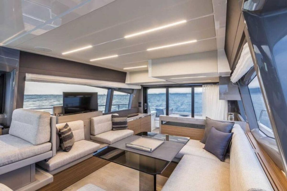 Salon of Dream, a Ferretti Yachts 450 yacht at Grad Šibenik, Croatia