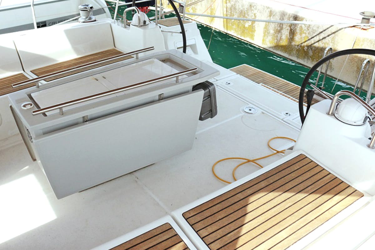 Salon of Golden Dreams, a Beneteau Oceanis 45 sailboat at Općina Sukošan, Croatia