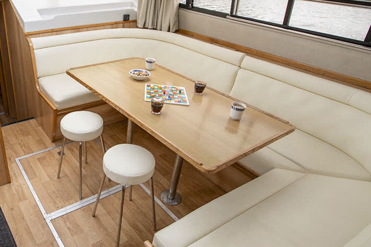Salon of Classique Star - Budget 13, a Cygnet Classique Star motorboat at Hessel, United States