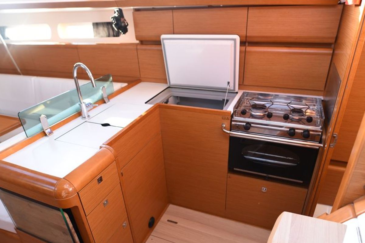 Galley of Eulimene, a Jeanneau Sun Odyssey 419 sailboat at Volos Municipality, Greece