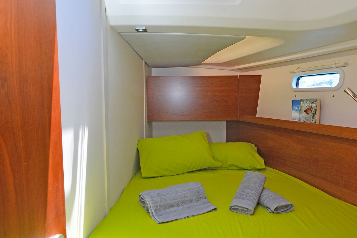 Cabin on Kimi, a Hanse Yachts Hanse 505 sailboat at Kos, Greece
