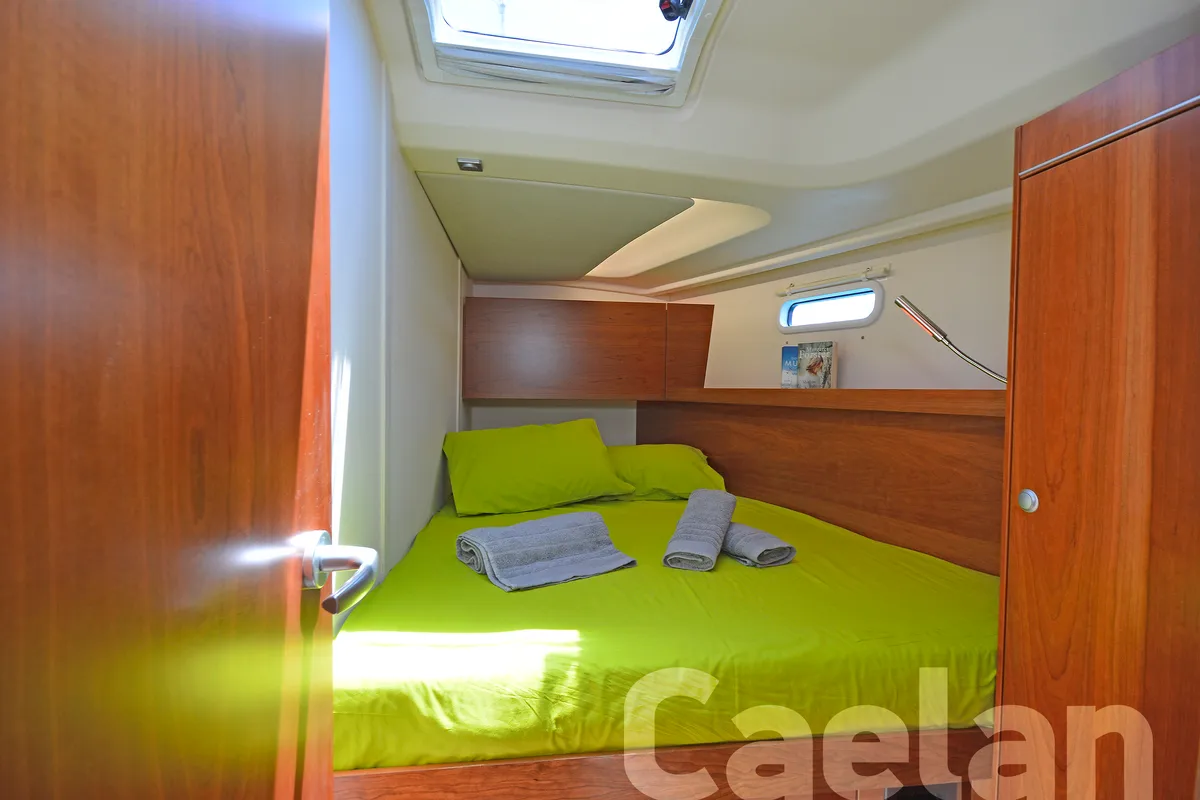 Cabin on Kimi, a Hanse Yachts Hanse 505 sailboat at Kos, Greece