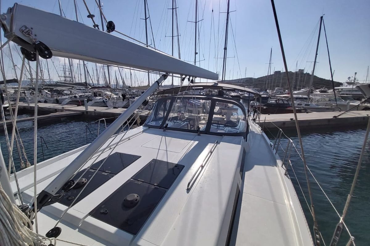 Exterior view of Ellora, a Hanse Yachts Hanse 548 sailboat at Lavreotiki Municipal Unit, Greece