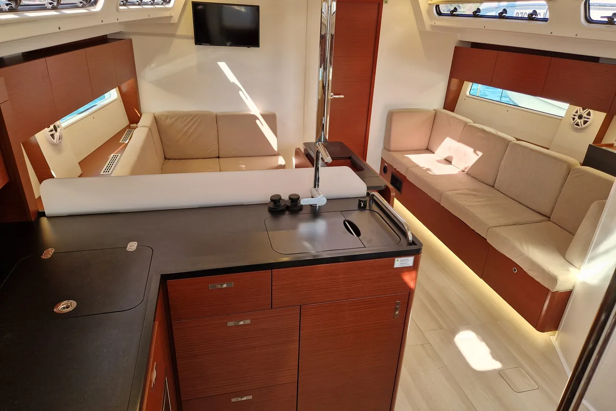 Salon of Nuvola, a Hanse Yachts Hanse 410 sailboat at Dubrovnik, Croatia