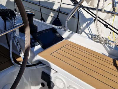 Cockpit of Nuvola, a Hanse Yachts Hanse 410 sailboat at Dubrovnik, Croatia