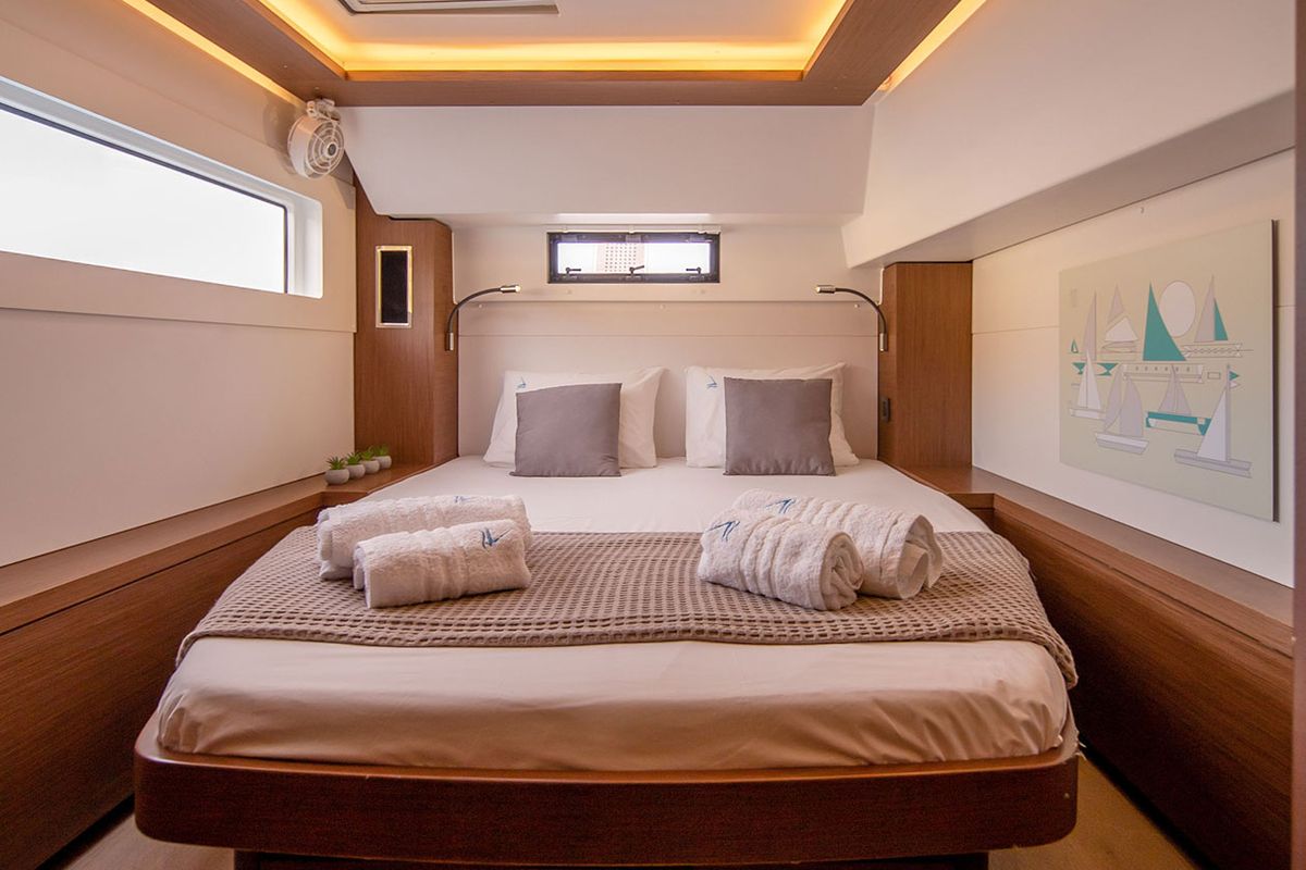 Cabin on Aqua Vitae, a Lagoon 46 catamaran at Athens, Greece