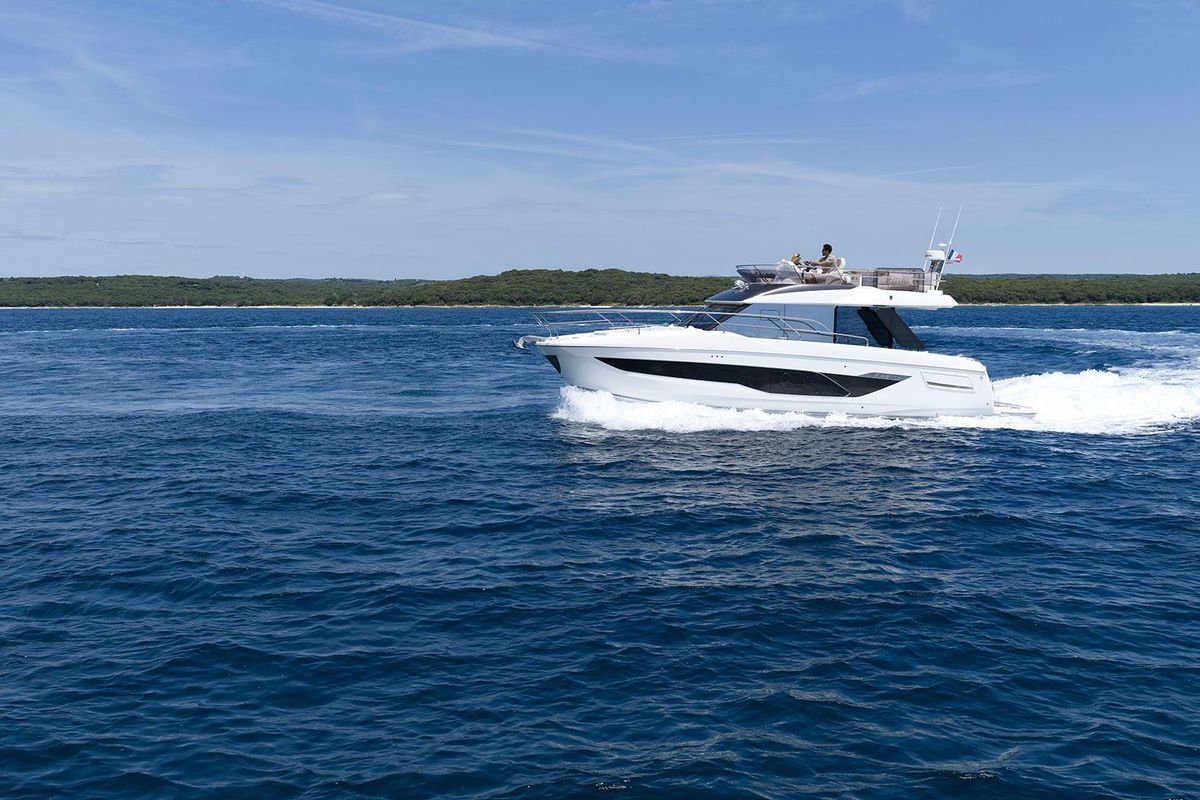 Exterior view of Mr. 77, a Prestige F4.3 yacht at Grad Kaštela, Croatia